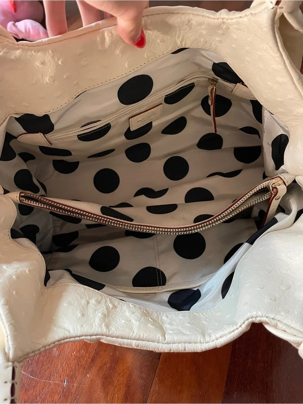 Cream Kate Spade Textured Leather Tote Handbag with Turn-Lock Detail